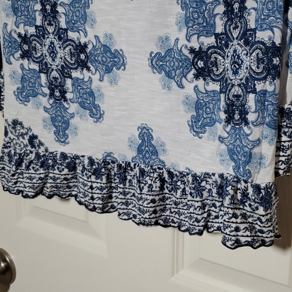 INC Blue & White Patterned Blouse - Picture 4 of 9